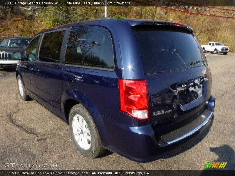 True Blue Pearl / Black/Light Graystone 2013 Dodge Grand Caravan SXT