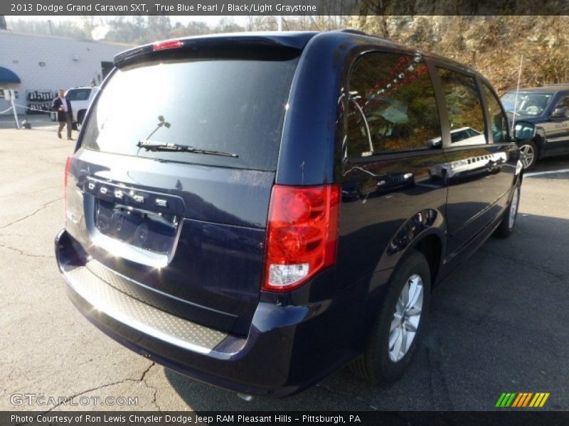 True Blue Pearl / Black/Light Graystone 2013 Dodge Grand Caravan SXT