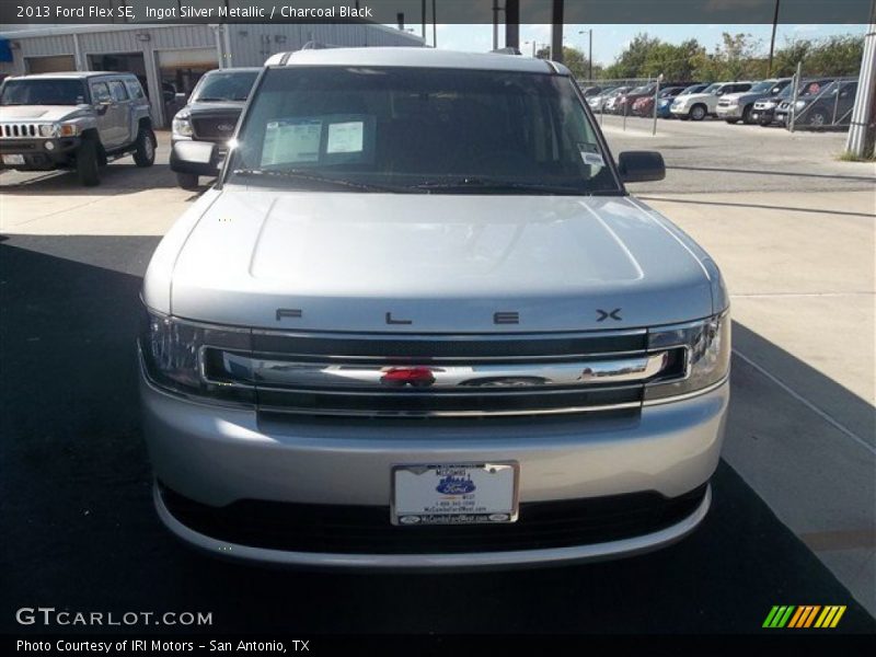 Ingot Silver Metallic / Charcoal Black 2013 Ford Flex SE