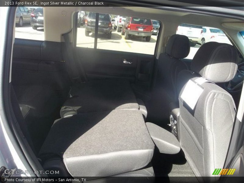 Ingot Silver Metallic / Charcoal Black 2013 Ford Flex SE