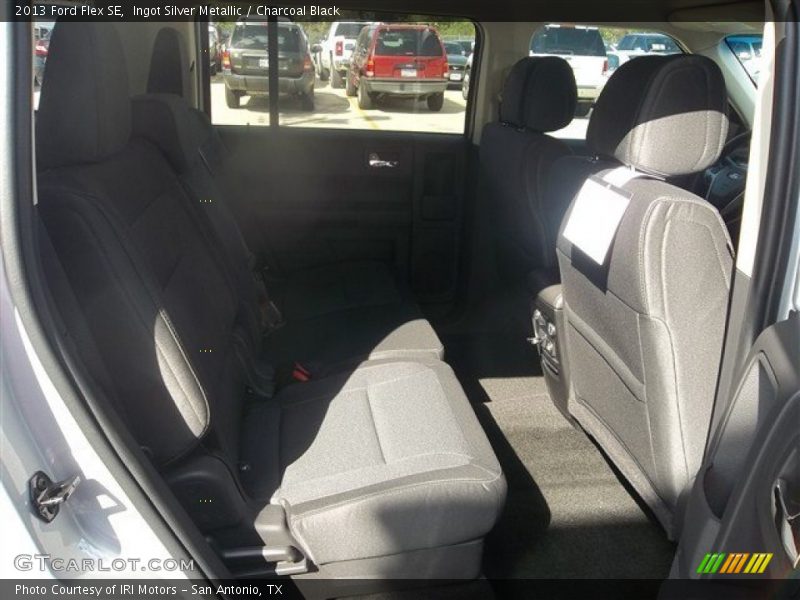 Ingot Silver Metallic / Charcoal Black 2013 Ford Flex SE