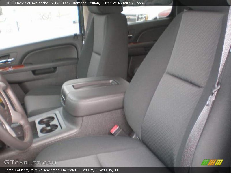 Silver Ice Metallic / Ebony 2013 Chevrolet Avalanche LS 4x4 Black Diamond Edition