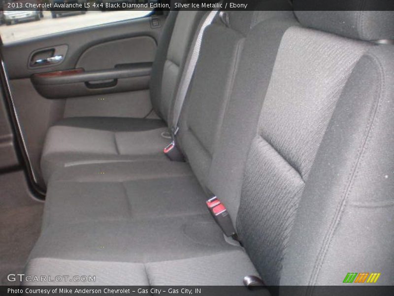 Silver Ice Metallic / Ebony 2013 Chevrolet Avalanche LS 4x4 Black Diamond Edition