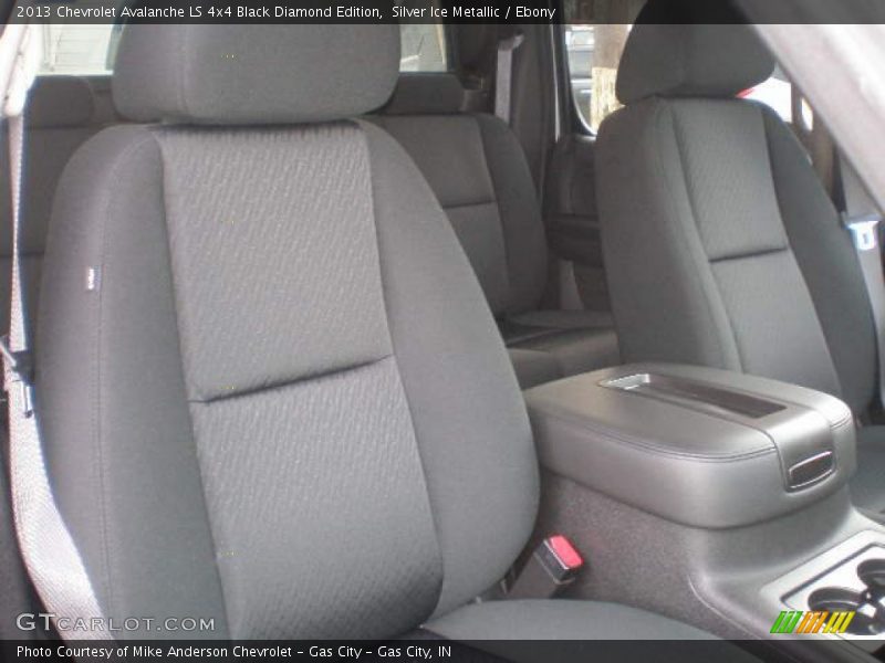 Silver Ice Metallic / Ebony 2013 Chevrolet Avalanche LS 4x4 Black Diamond Edition