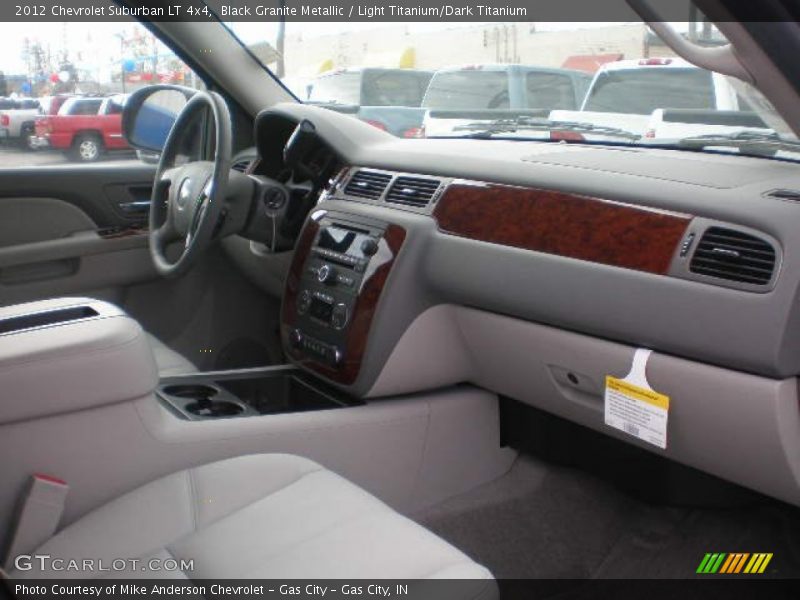 Black Granite Metallic / Light Titanium/Dark Titanium 2012 Chevrolet Suburban LT 4x4
