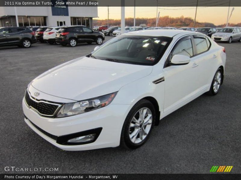 Front 3/4 View of 2011 Optima EX Turbo