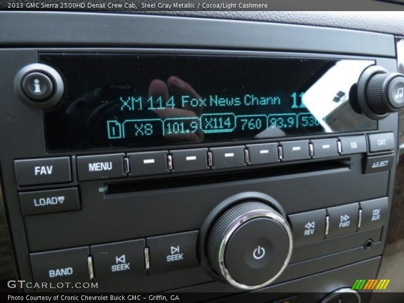 Controls of 2013 Sierra 2500HD Denali Crew Cab