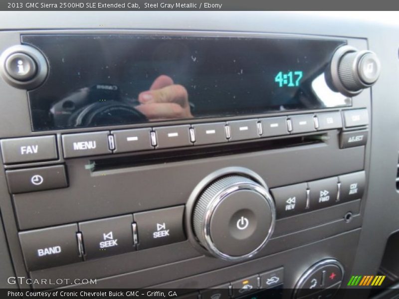 Controls of 2013 Sierra 2500HD SLE Extended Cab