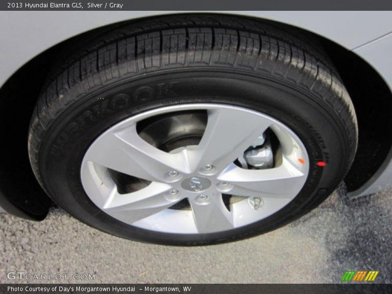 Silver / Gray 2013 Hyundai Elantra GLS