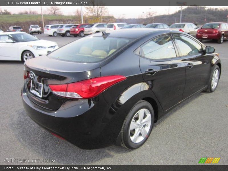 Midnight Black / Beige 2013 Hyundai Elantra GLS
