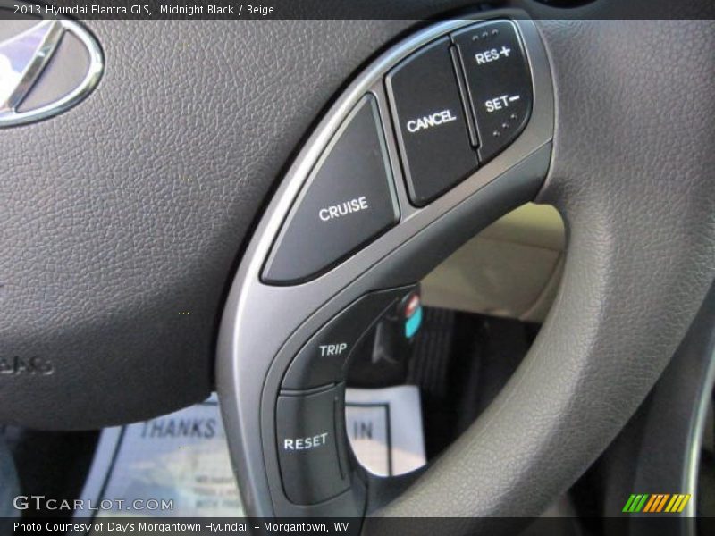 Midnight Black / Beige 2013 Hyundai Elantra GLS