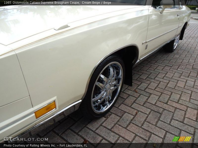 Cream Beige / Beige 1985 Oldsmobile Cutlass Supreme Brougham Coupe