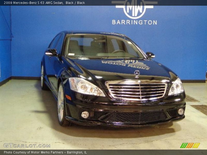 Black / Black 2009 Mercedes-Benz S 63 AMG Sedan