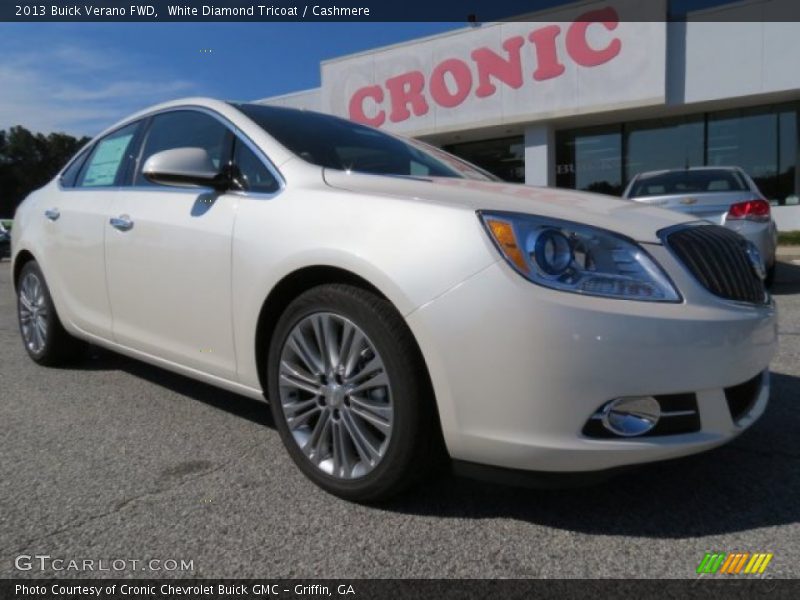 White Diamond Tricoat / Cashmere 2013 Buick Verano FWD