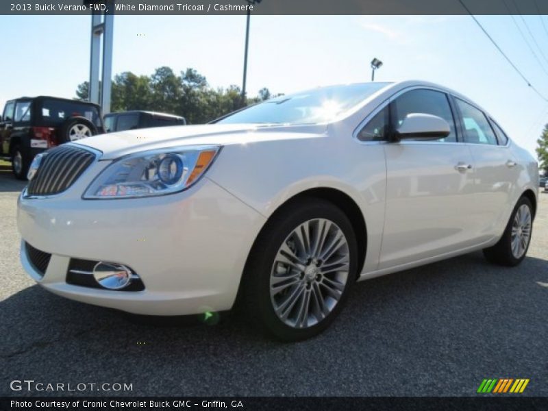 White Diamond Tricoat / Cashmere 2013 Buick Verano FWD