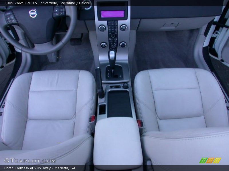 Ice White / Calcite 2009 Volvo C70 T5 Convertible