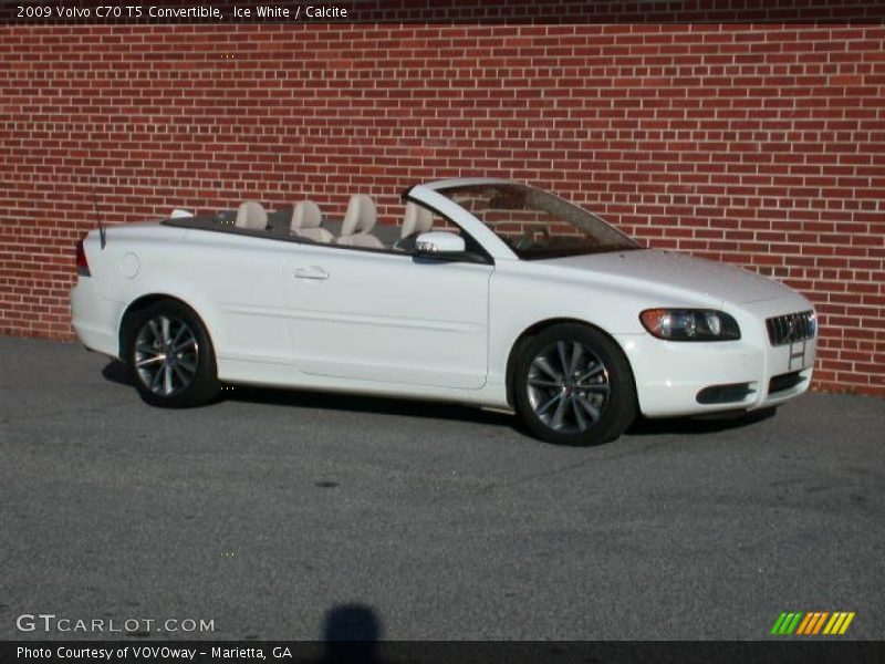 Ice White / Calcite 2009 Volvo C70 T5 Convertible
