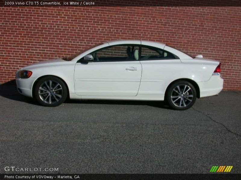 Ice White / Calcite 2009 Volvo C70 T5 Convertible