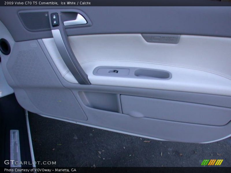 Ice White / Calcite 2009 Volvo C70 T5 Convertible