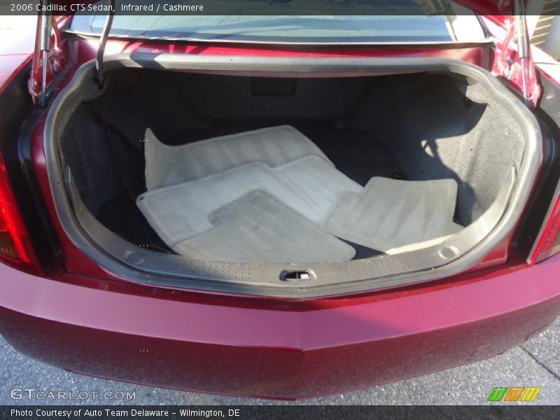 Infrared / Cashmere 2006 Cadillac CTS Sedan