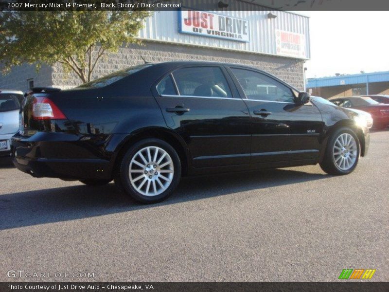 Black Ebony / Dark Charcoal 2007 Mercury Milan I4 Premier