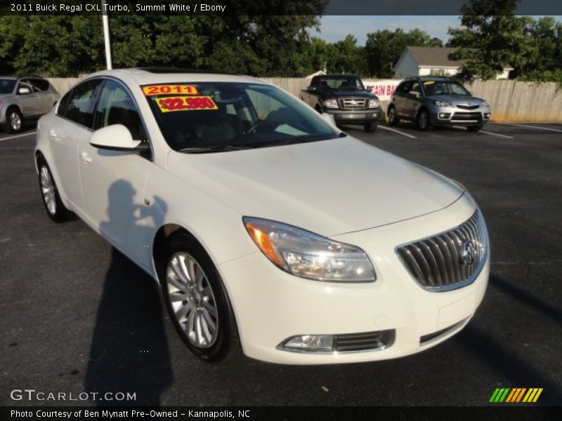 Summit White / Ebony 2011 Buick Regal CXL Turbo
