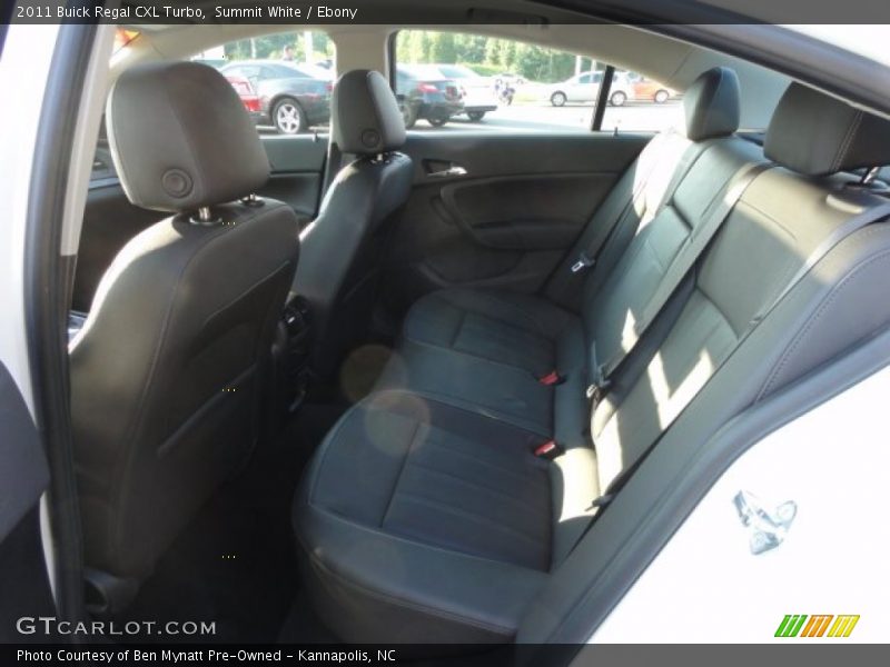 Summit White / Ebony 2011 Buick Regal CXL Turbo