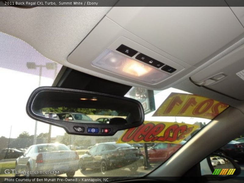 Summit White / Ebony 2011 Buick Regal CXL Turbo