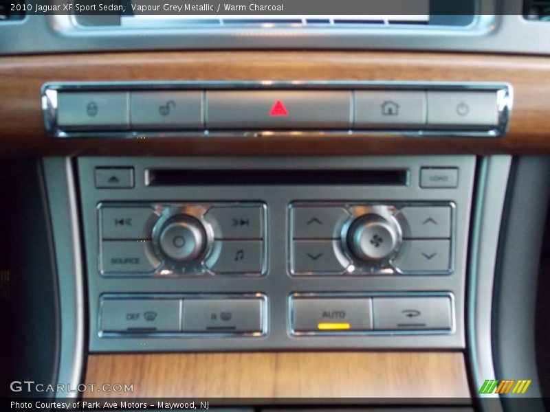 Controls of 2010 XF Sport Sedan