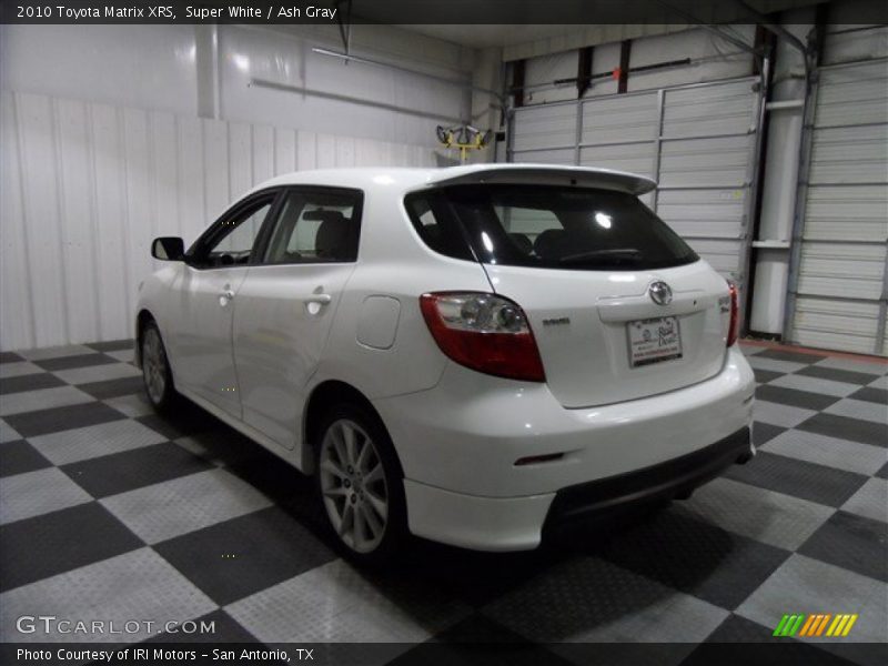 Super White / Ash Gray 2010 Toyota Matrix XRS