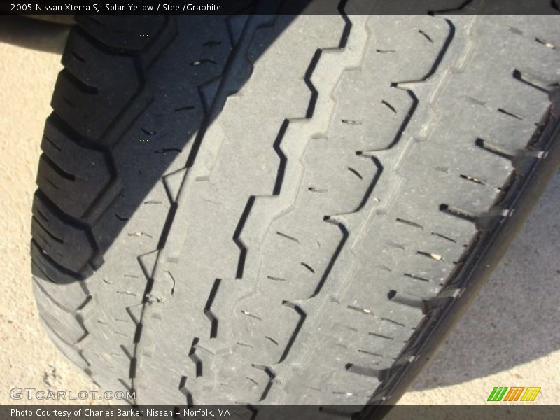 Solar Yellow / Steel/Graphite 2005 Nissan Xterra S