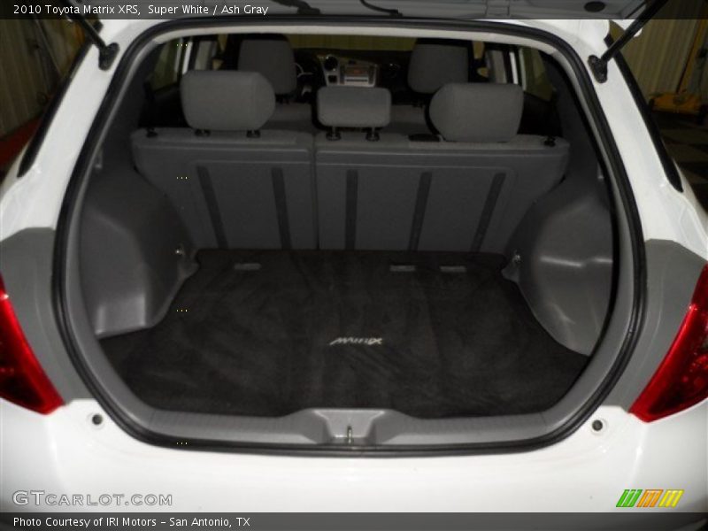 Super White / Ash Gray 2010 Toyota Matrix XRS