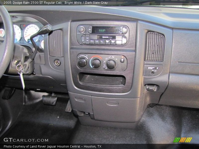 Bright White / Dark Slate Gray 2005 Dodge Ram 2500 ST Regular Cab