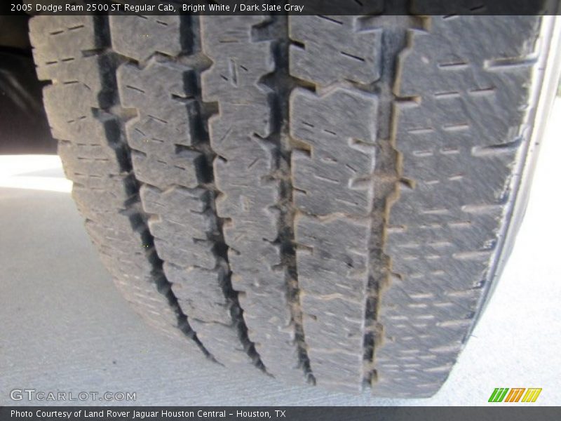 Bright White / Dark Slate Gray 2005 Dodge Ram 2500 ST Regular Cab