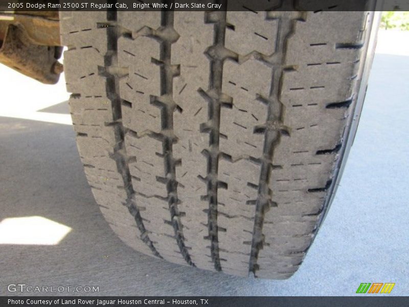 Bright White / Dark Slate Gray 2005 Dodge Ram 2500 ST Regular Cab