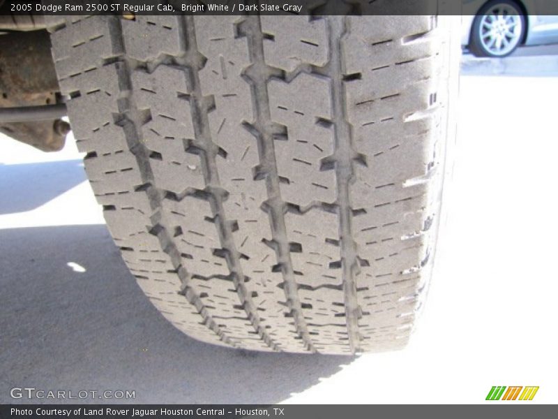 Bright White / Dark Slate Gray 2005 Dodge Ram 2500 ST Regular Cab
