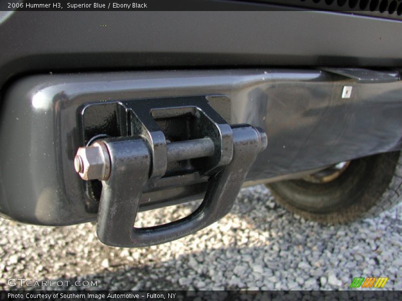Superior Blue / Ebony Black 2006 Hummer H3