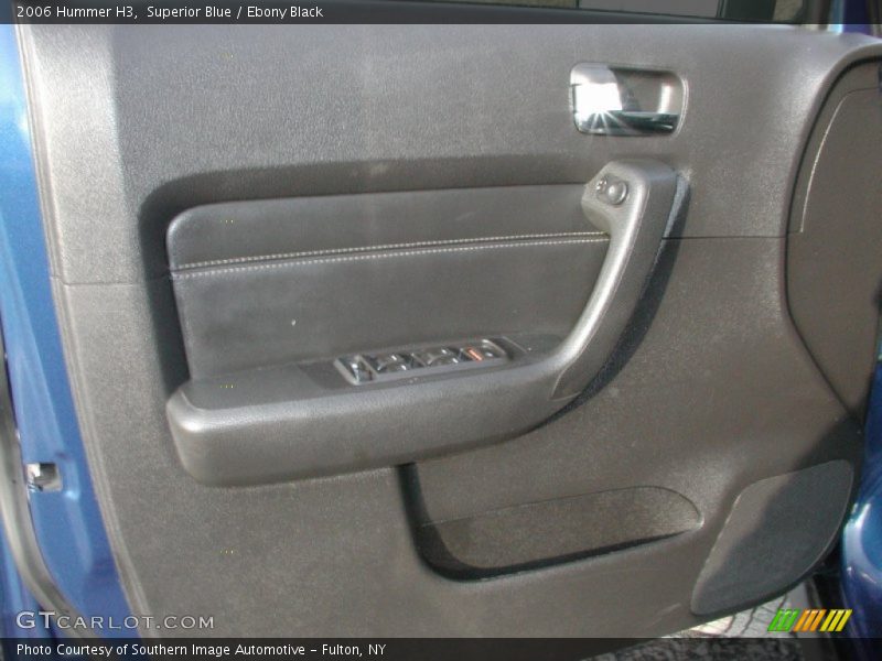 Superior Blue / Ebony Black 2006 Hummer H3