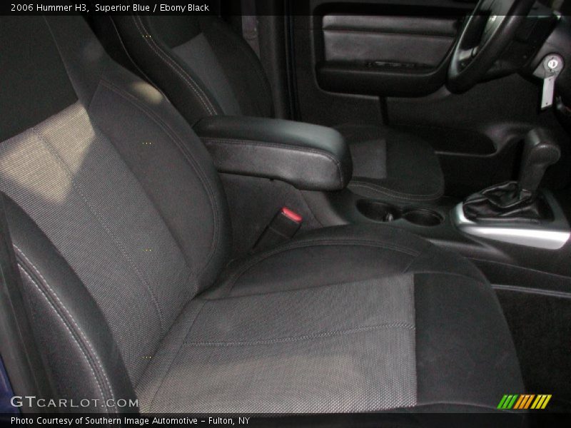 Superior Blue / Ebony Black 2006 Hummer H3