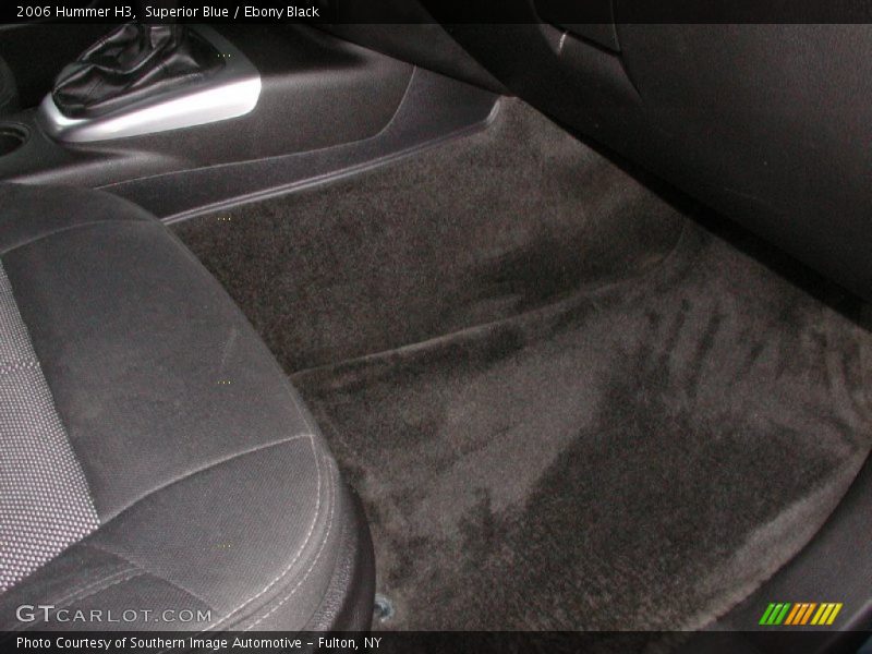 Superior Blue / Ebony Black 2006 Hummer H3