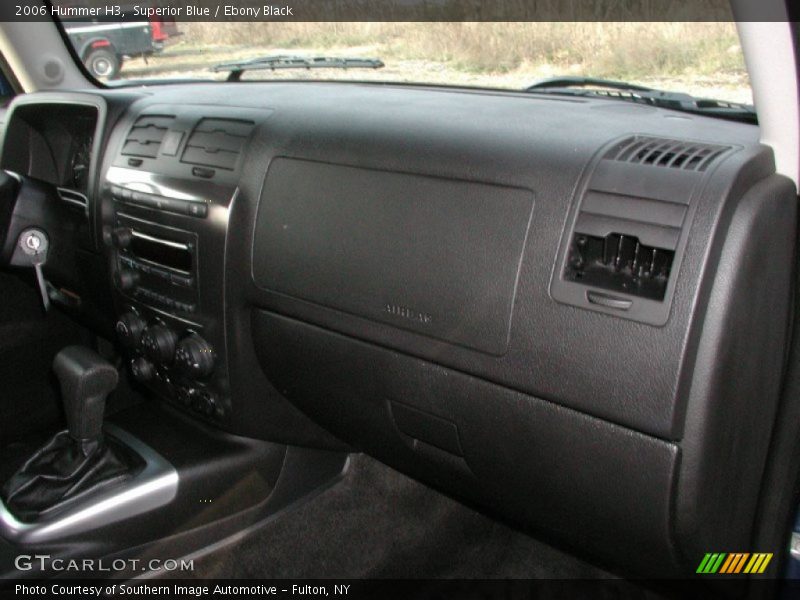 Superior Blue / Ebony Black 2006 Hummer H3