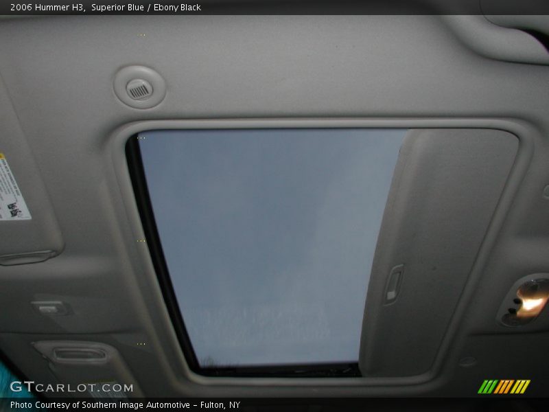 Superior Blue / Ebony Black 2006 Hummer H3