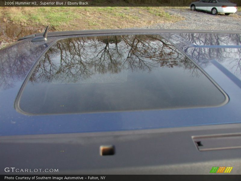 Superior Blue / Ebony Black 2006 Hummer H3