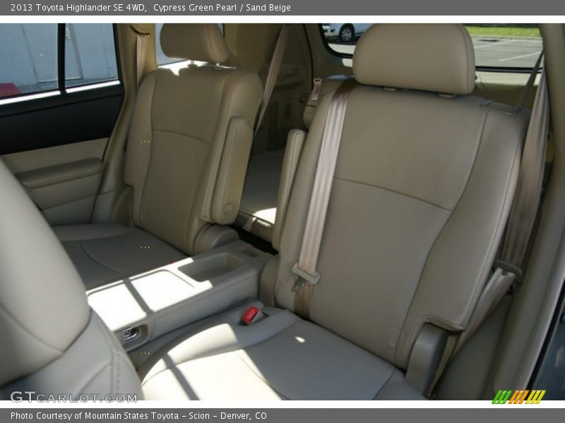 Cypress Green Pearl / Sand Beige 2013 Toyota Highlander SE 4WD