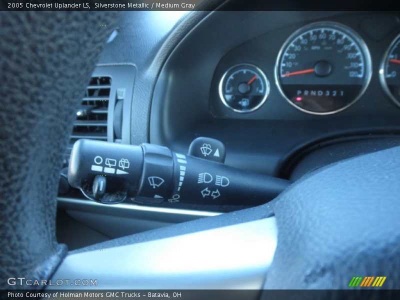 Silverstone Metallic / Medium Gray 2005 Chevrolet Uplander LS