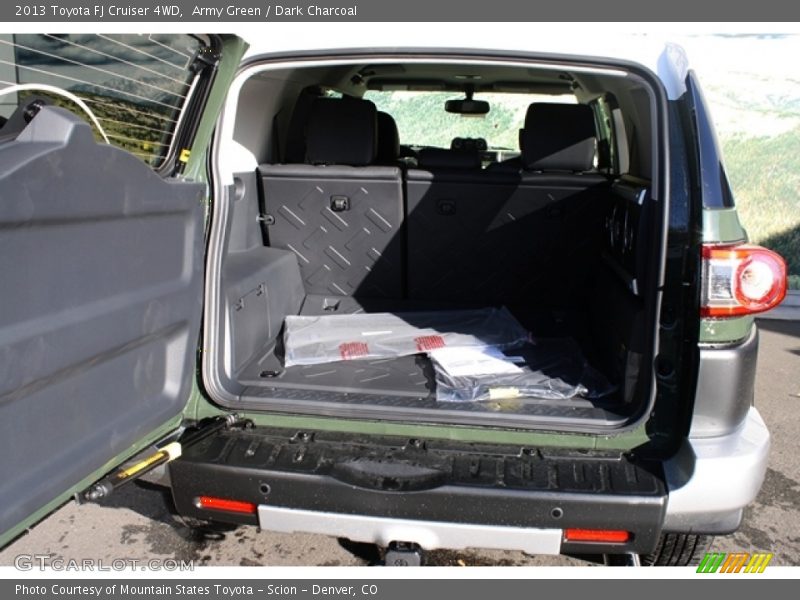 Army Green / Dark Charcoal 2013 Toyota FJ Cruiser 4WD