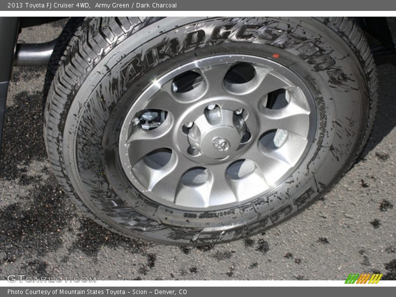 Army Green / Dark Charcoal 2013 Toyota FJ Cruiser 4WD