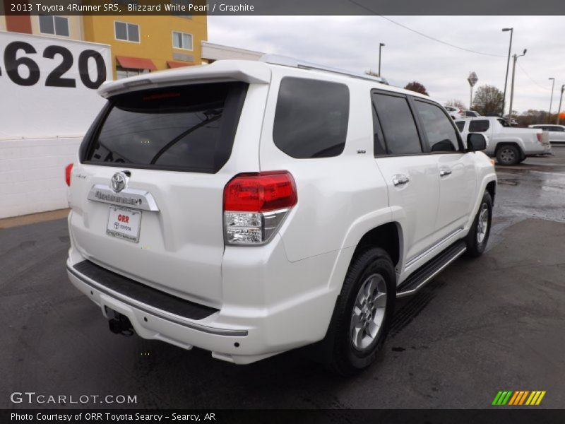 Blizzard White Pearl / Graphite 2013 Toyota 4Runner SR5