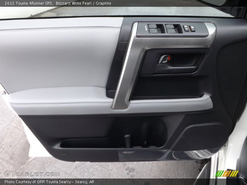 Blizzard White Pearl / Graphite 2013 Toyota 4Runner SR5