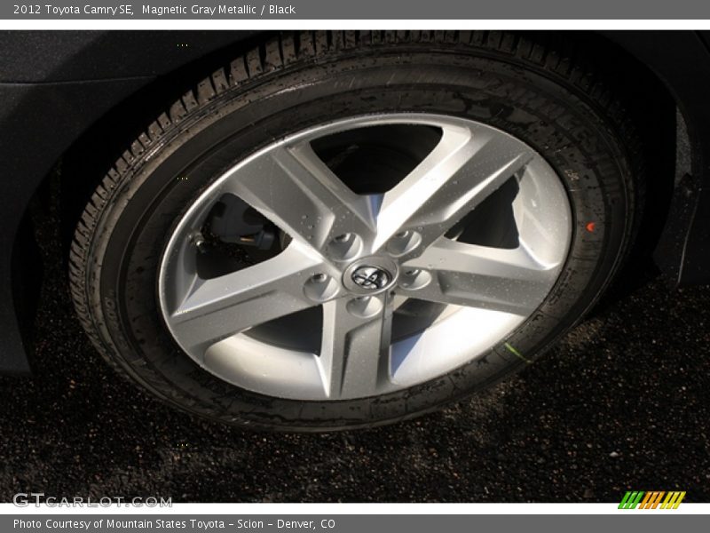 Magnetic Gray Metallic / Black 2012 Toyota Camry SE